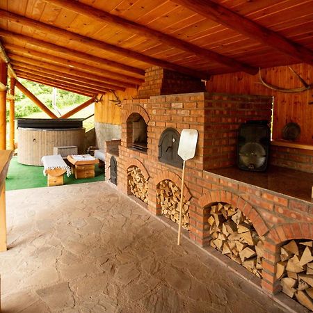 Casa Rumelia Paltineni Экстерьер фото