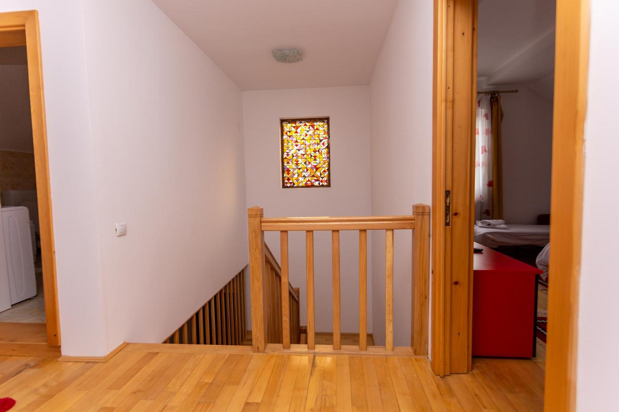 Casa Rumelia Paltineni Экстерьер фото